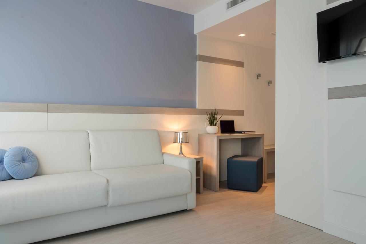 Hotel Delle Rose 4*