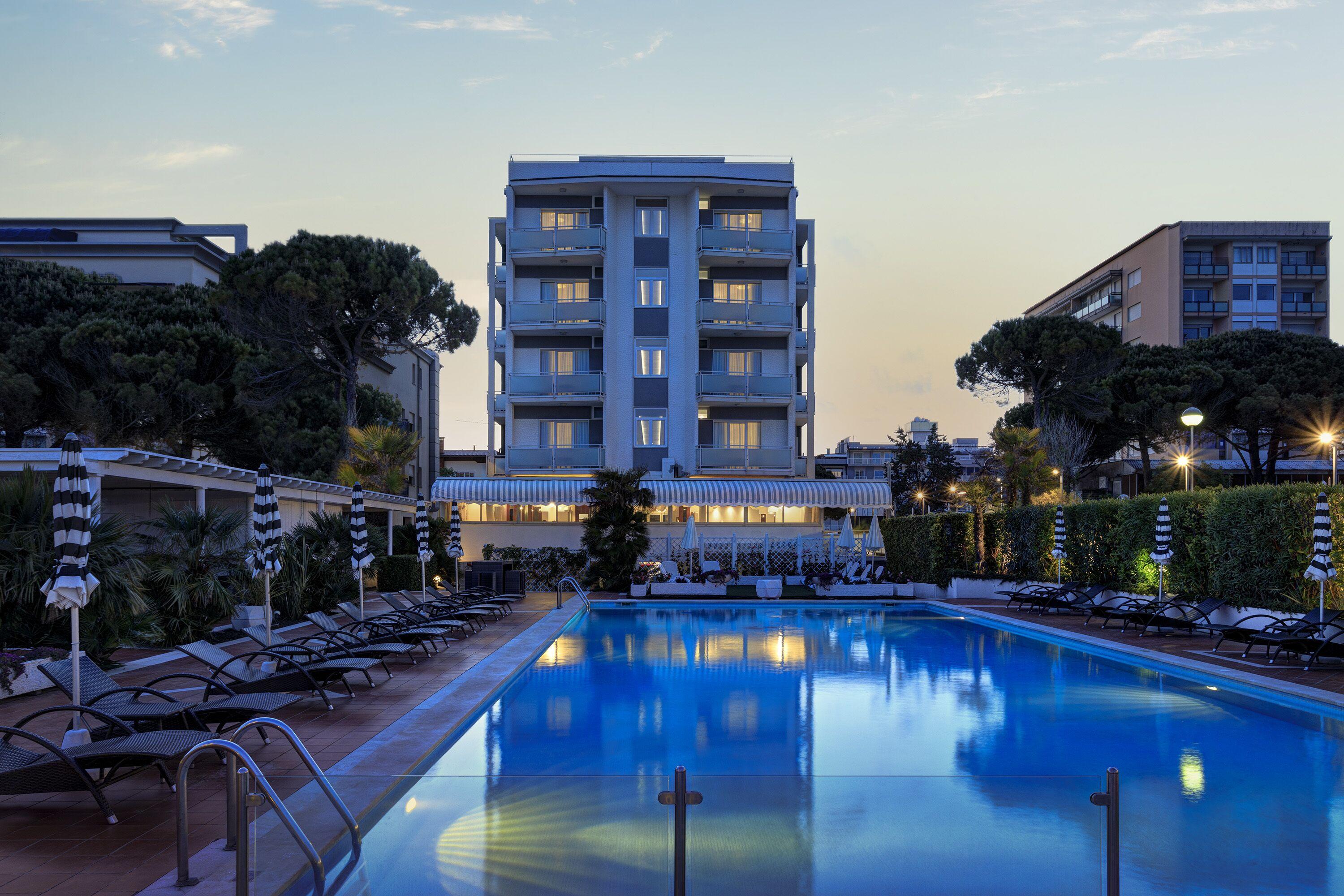 Hotel Delle Rose 4*