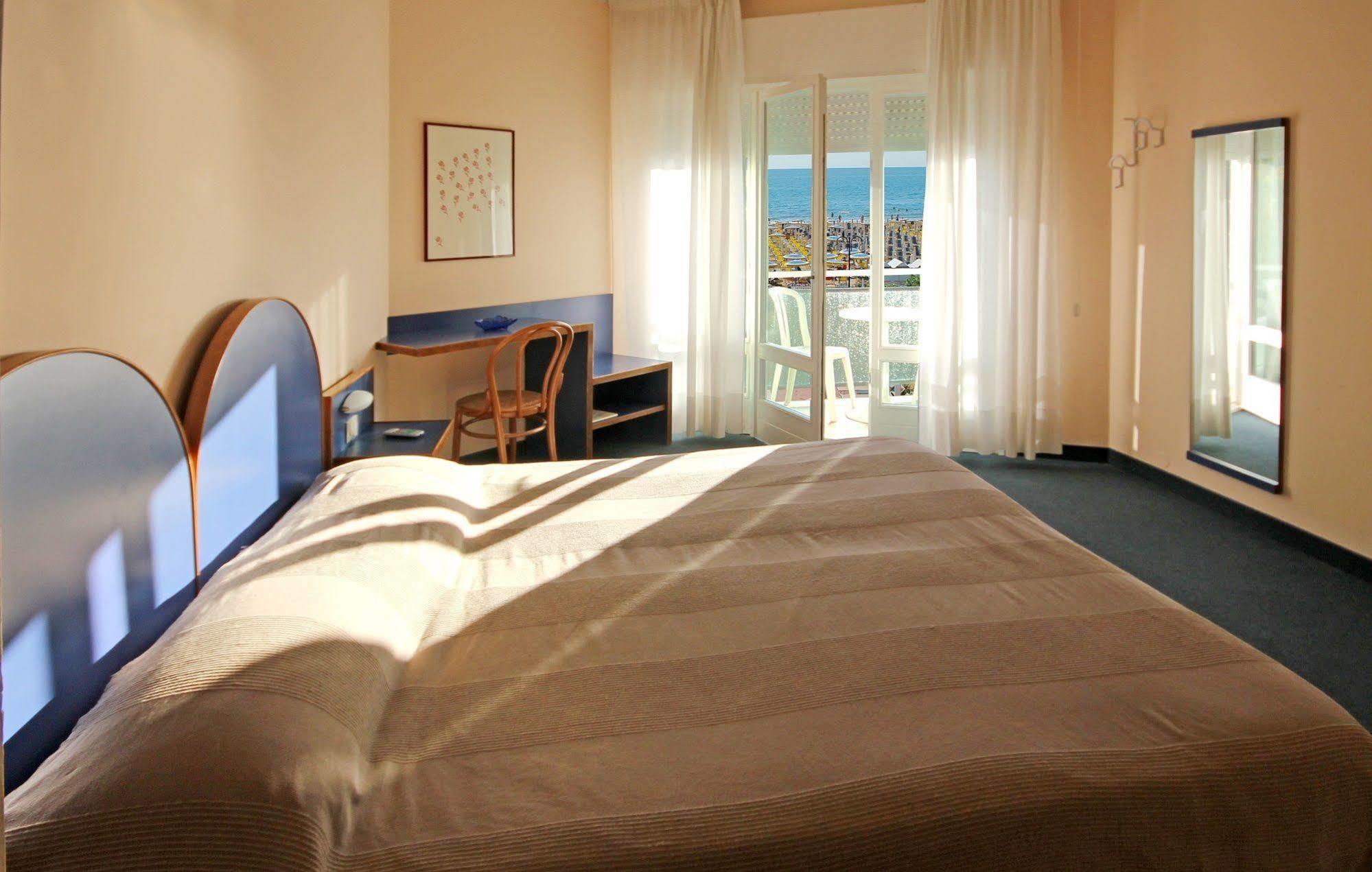 Delle Rose Hotel 4*